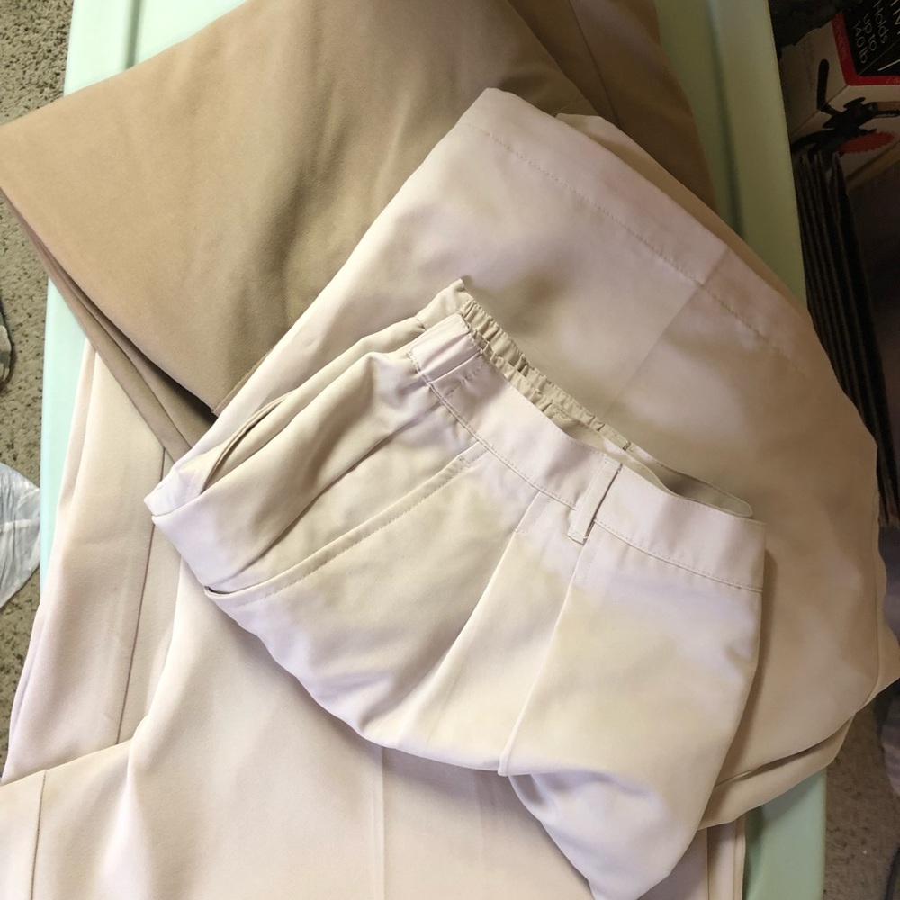 3 nice dressy shorts/Capri lot size 18